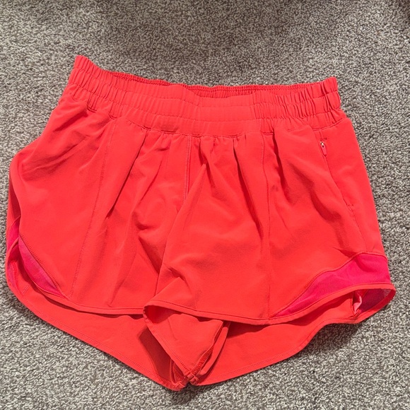 lululemon athletica Pants - Lululemon Hotty Hot Low Rise Lined Shorts